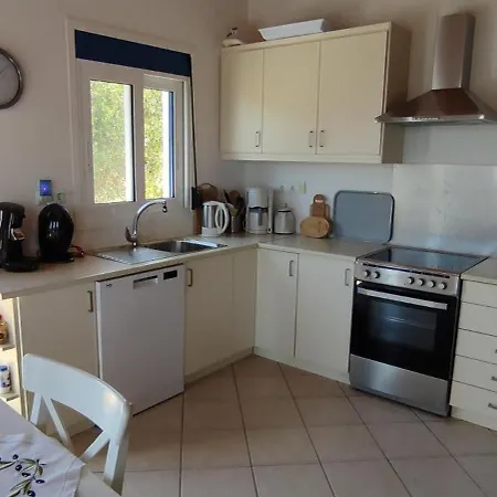 Pilias Villa *